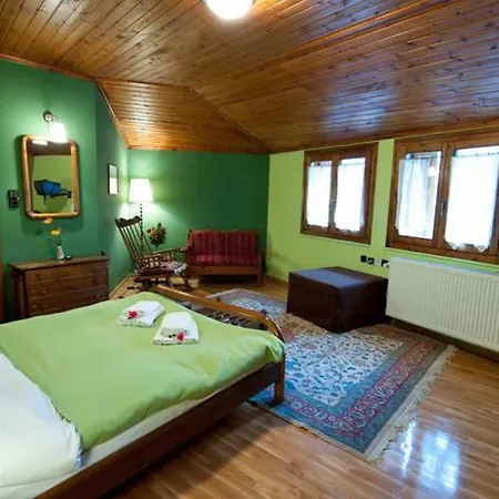 Hotel To Balkoni Tis Agorianis Eptálofos