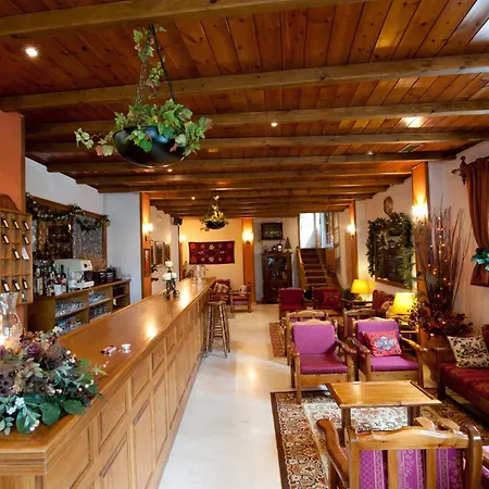 To Balkoni Tis Agorianis Hotel