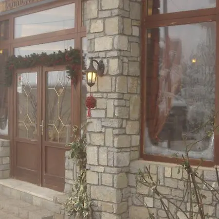 To Balkoni Tis Agorianis Hotel