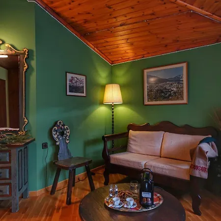 Hotel To Balkoni Tis Agorianis Eptálofos