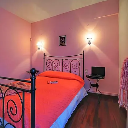 To Balkoni Tis Agorianis فندق 2*