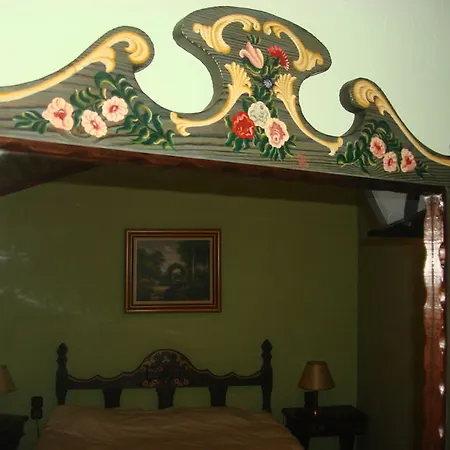 To Balkoni Tis Agorianis Szálloda 2*