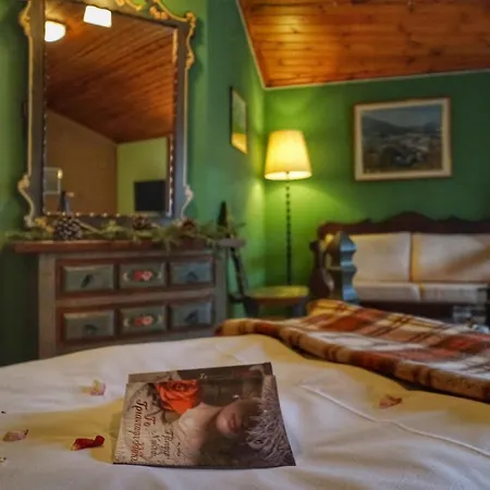 To Balkoni Tis Agorianis Hotel