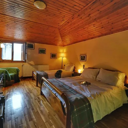 Hotel To Balkoni Tis Agorianis