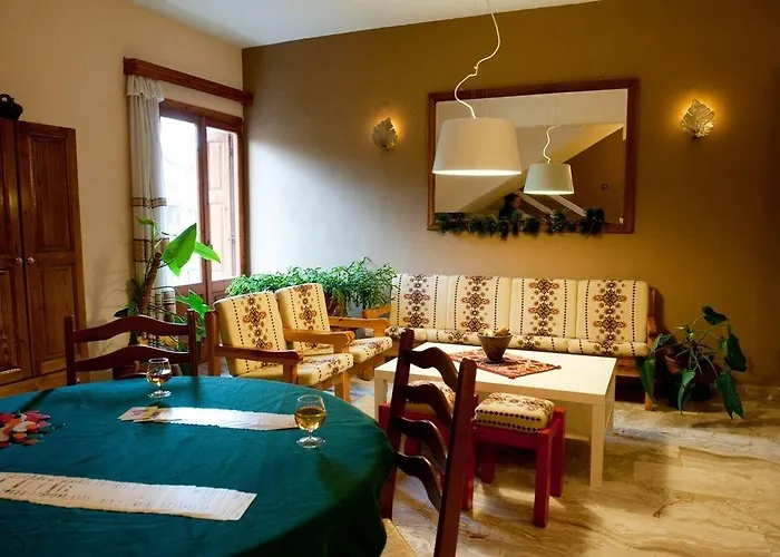 Hotel To Balkoni Tis Agorianis