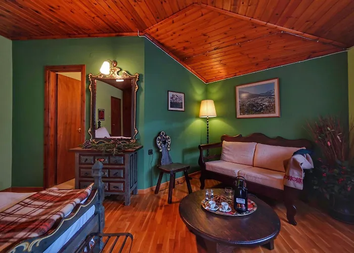 To Balkoni Tis Agorianis Hotel 2*