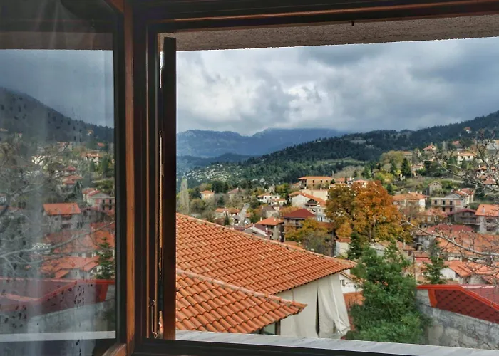 To Balkoni Tis Agorianis 2*