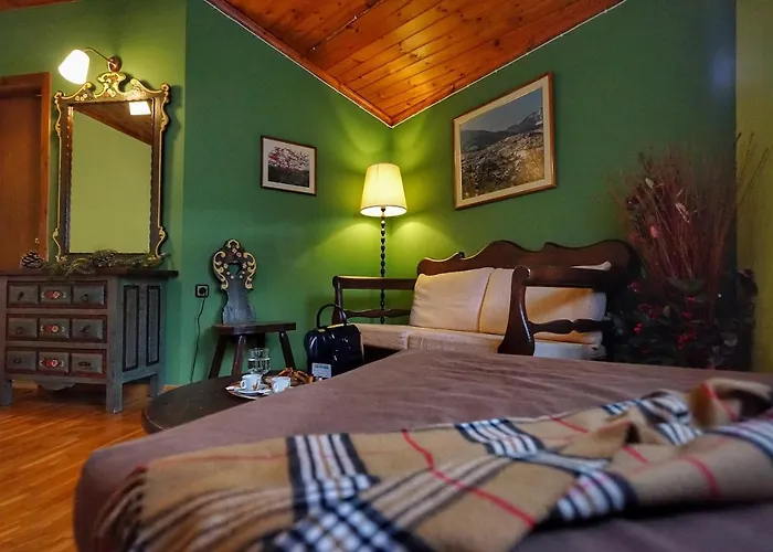 Hotel To Balkoni Tis Agorianis